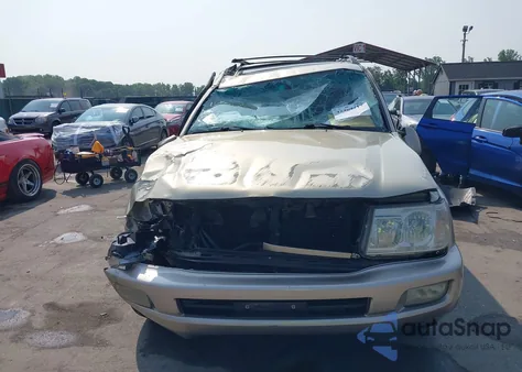 2006 Toyota Land Cruiser V8 z USA, uszkodzony, nr VIN JTEHT05J162091395